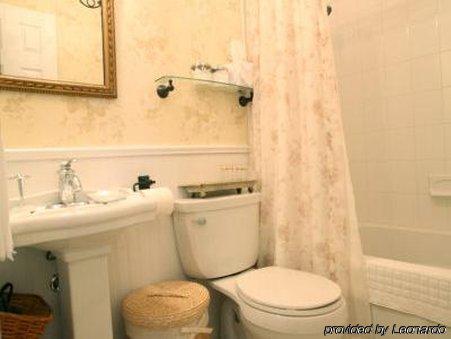 Shearwater Inn East Quogue Room photo